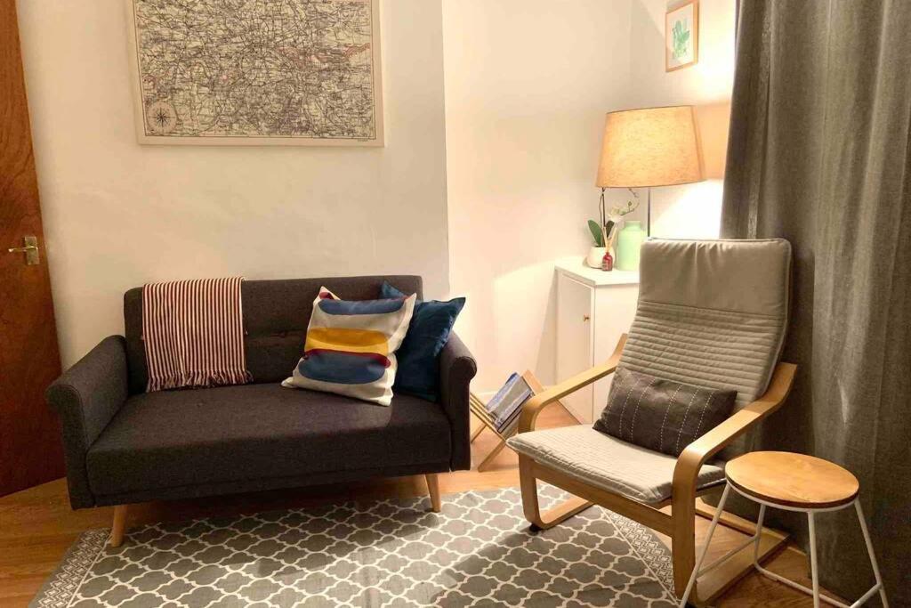 Flat 5 Eia House Apartment เบลฟาสต์ ภายนอก รูปภาพ